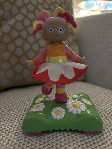 The night garden upsy daisy - in,